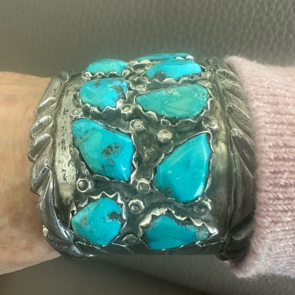 Exquisite Old Turquoise Treasure Cuff 30%Off !! - Picture 4 of 13